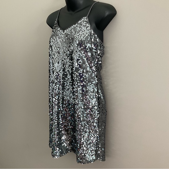 Express EUC Sequin Mini Dress. Size XS. - Picture 3 of 8